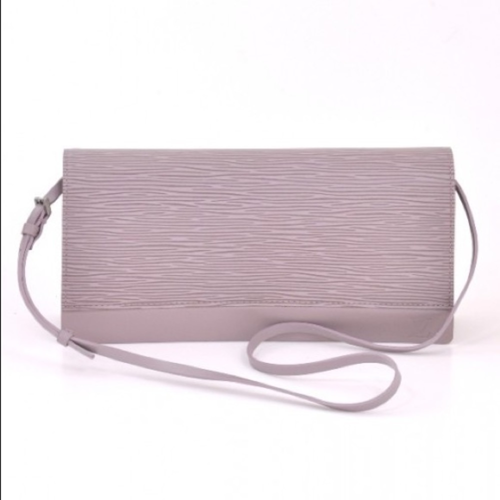 Authentic Louis Vuitton lilac Epi leather Honfleur shoulder bag